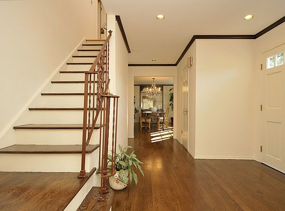 2nd image of 18 Romar Ave