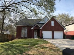 1010 N Rivershire Dr, Conroe, TX 77304