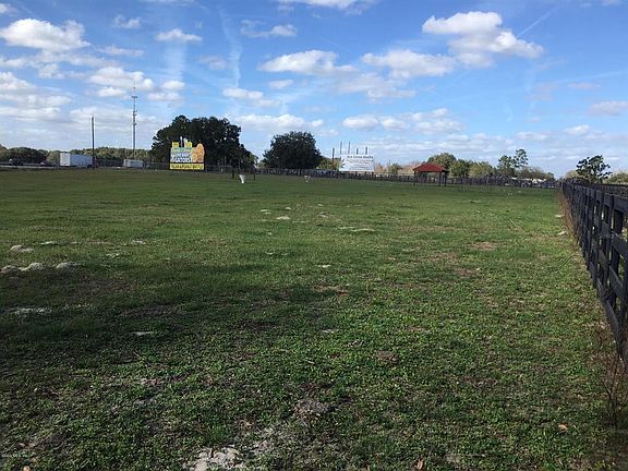 3rd image of 400 SE Highway 42