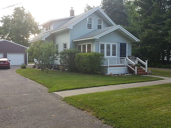 2nd image of 411 N Gremps St