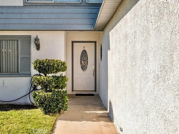 13160 Riverview Dr, Victorville, CA 92395