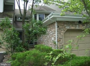 61 Springwood Ct, Princeton, NJ 08540