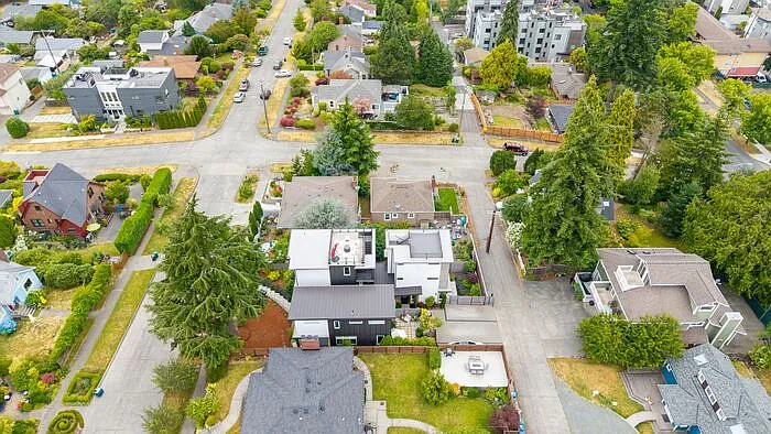6710 36th Ave SW #B — Photo 45