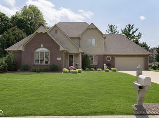 4565 Silver Springs Dr, Greenwood, IN 46142