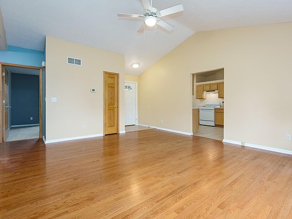 4th image of 27821 Manchester Cir