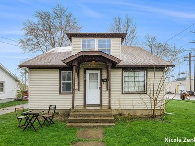 137 E Averill St NW, Sparta, MI, 49345