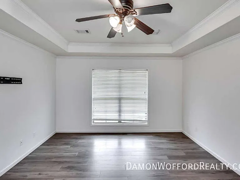 107 Emry Cv — Photo 48