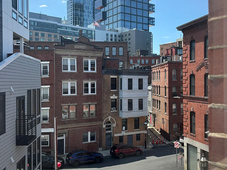 85 N Margin St #3 — Photo 20