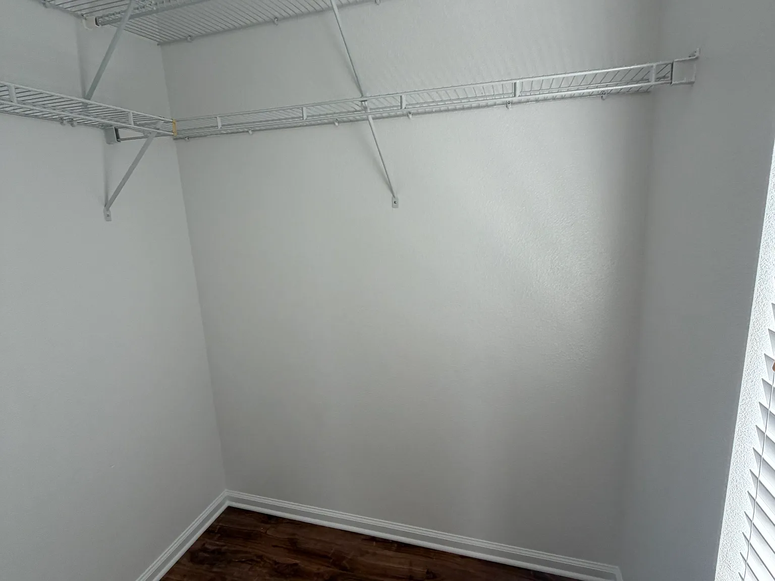 2 bed, 2.5 bath, 1320 sqft, $2,200 — Photo 3