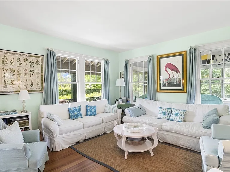 21 McKinley Ave — Photo 10