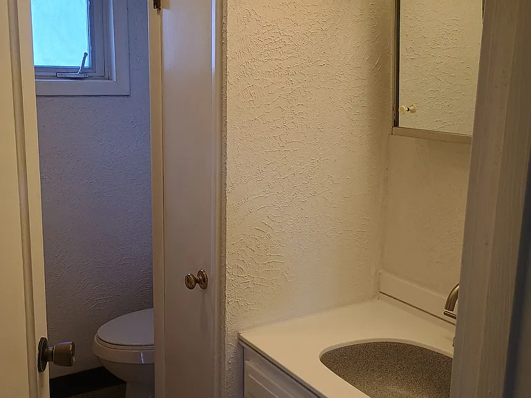 835 Smithfield St — Photo 9