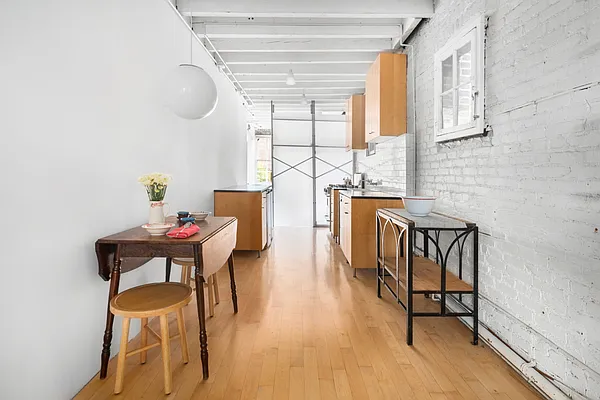 Sold by Compass | media 16