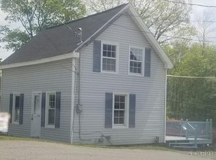 727 Main Rd N, Hampden, ME 04444