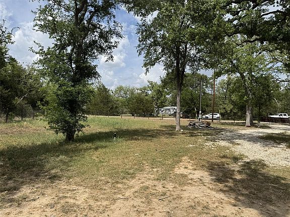 4th image of 240 Cranberry Rd