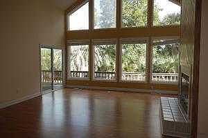 5th image of 8 Ellenita Dr