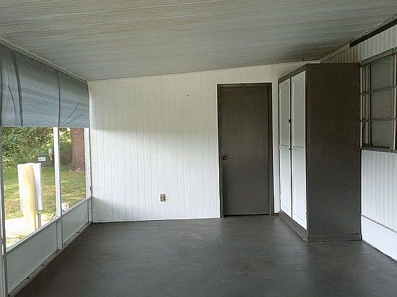 2nd image of 5070 S Castlelake Ave