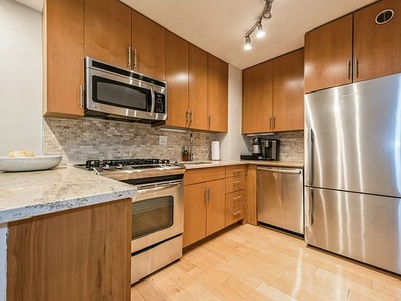3rd image of 18-05 215th St APT 10B