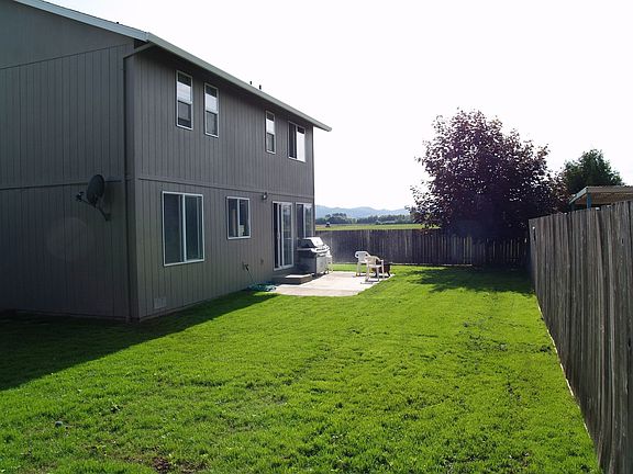 rear of house, Patio