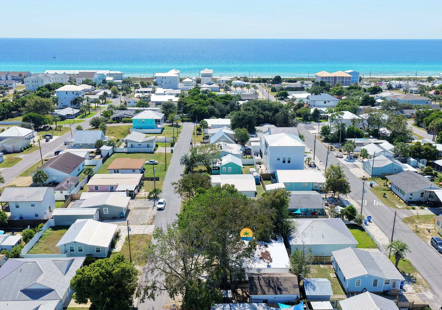 Just 0.3 Miles from the Beach 3BR/2BA with Utilities Included — Photo 4
