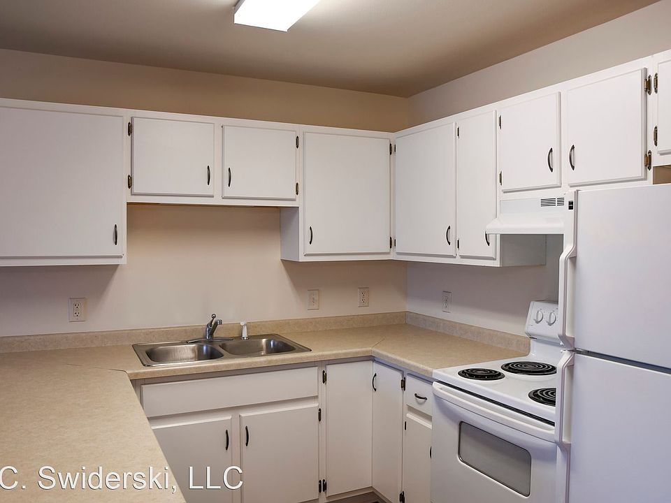 1st image of 3320 Norton St #108
