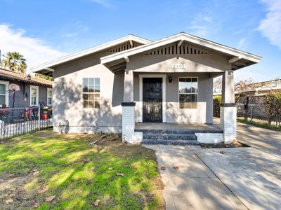 2401 E Hedges Ave, Fresno, CA, 93703