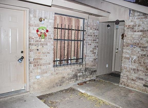 4th image of 1305 Blodgett Ave