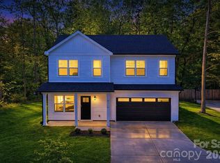 4015 Oakdale Rd, Charlotte, NC 28216