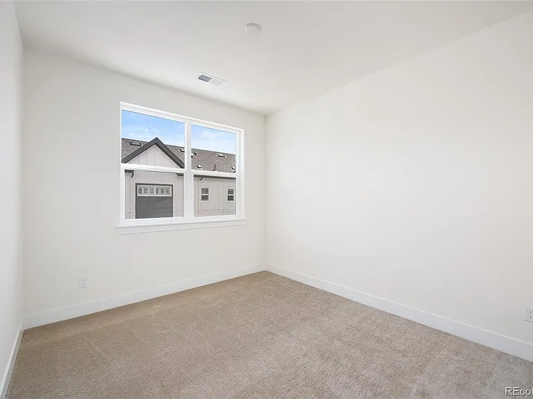5112 Ward Rd — Photo 26