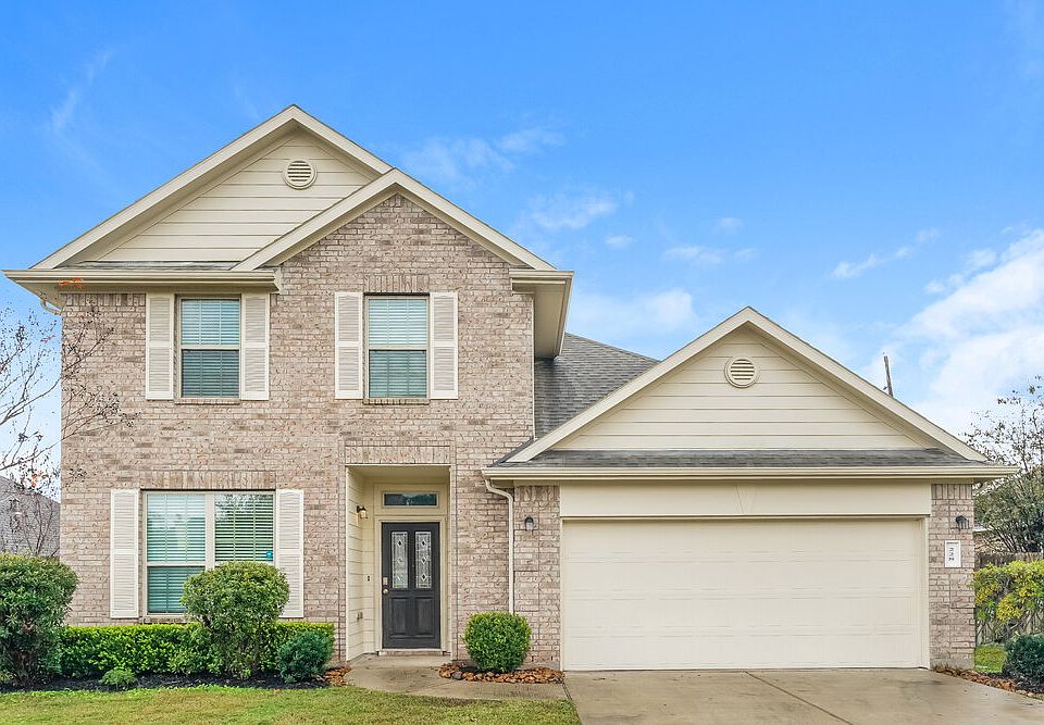 1st image of 228 Lake Estates Dr