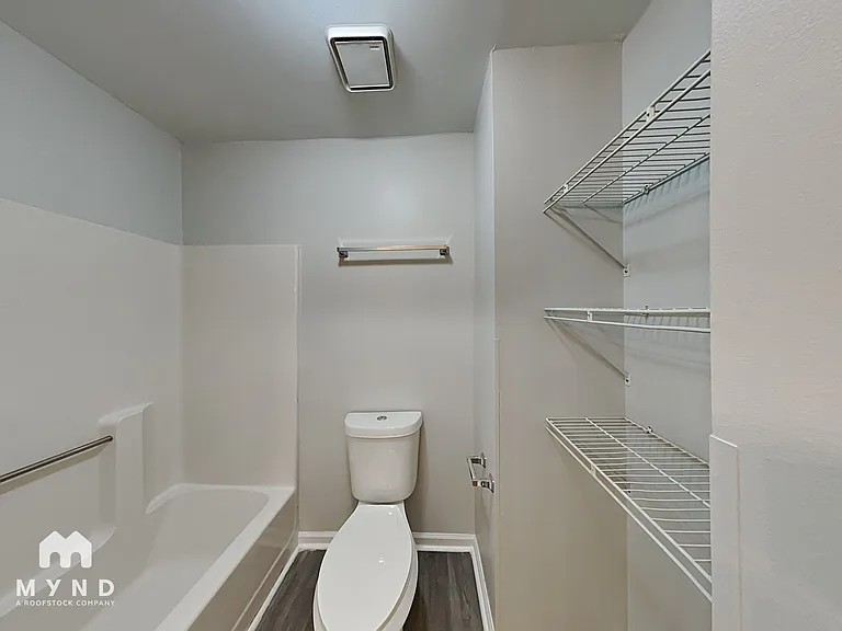 2979 Bayberry Ct — Photo 11