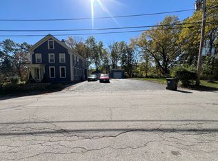 5 Blackstone St #A, Sutton, MA 01590