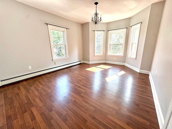 Bedroom #1