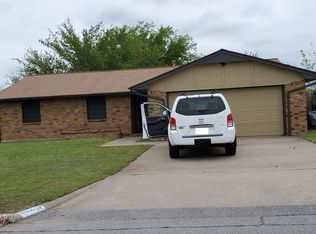 7916 NW Concho Rd, Lawton, OK 73505