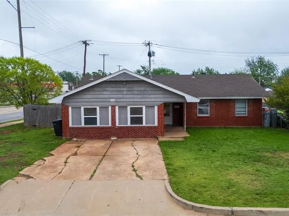 1212 N Janeway Ave, Moore, OK 73160
