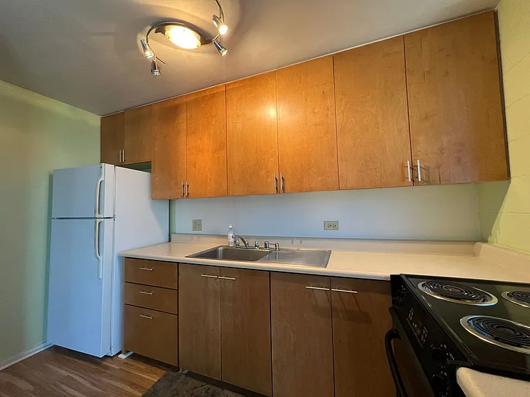 1077 Ala Napunani St #803 — Photo 5