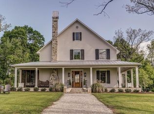 423 Hutchins Landing Rd, Natchez, MS 39120