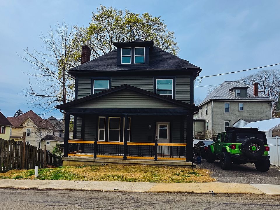 Front of the home. New roof, new windows, new siding.