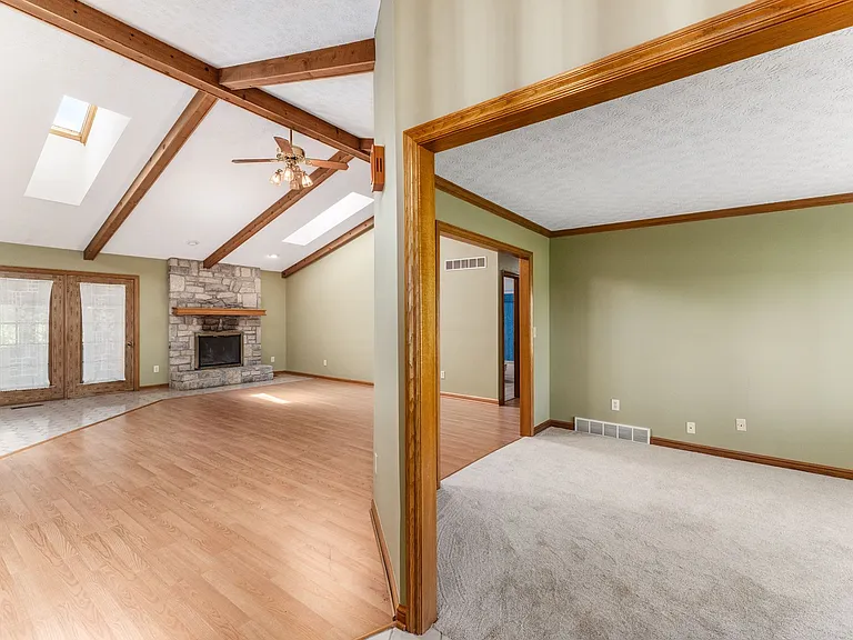 6002 Bowen Rd — Photo 15