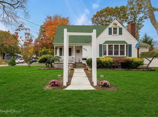 601 Oak Neck Rd, West Islip, NY 11795