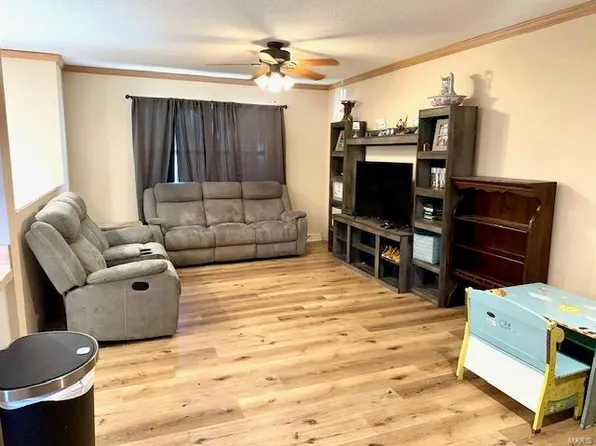834 Odus Dr, Jackson, MO 63755