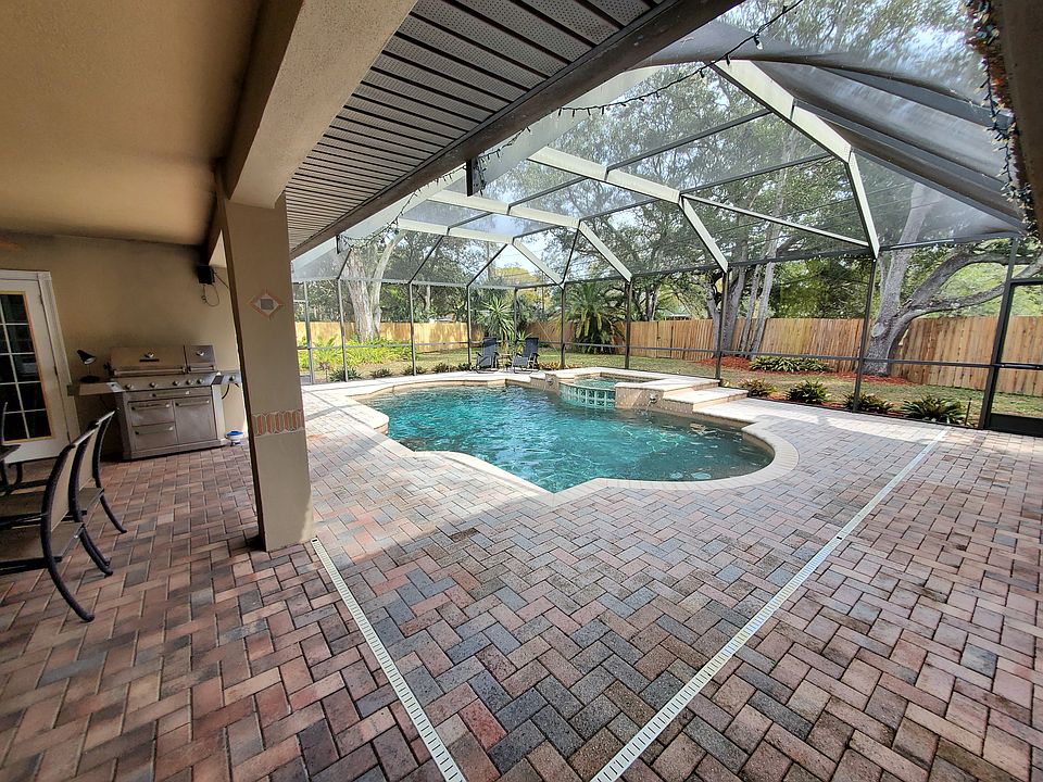 1st image of 2107 Poinciana Ter