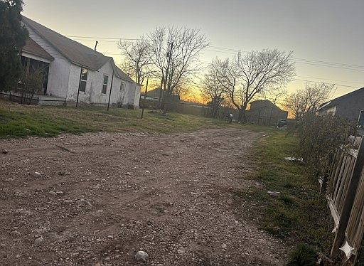 1st image of 3007 Clinton Ave