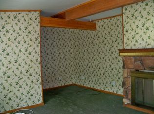 11947 Aldrich Rd, Silver Creek, NY 14136