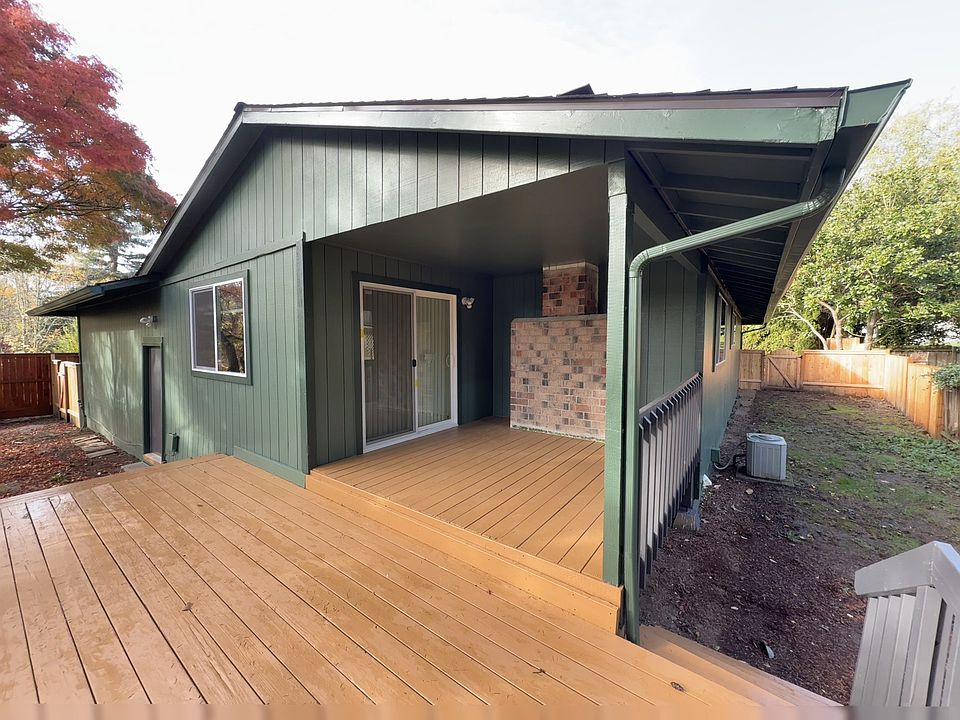 1st image of 740 Willow Creek Dr