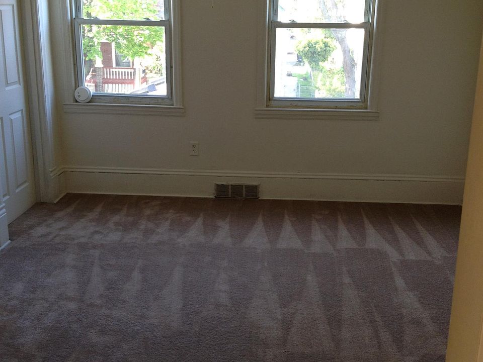 2nd image of 3875 E Barnard Ave