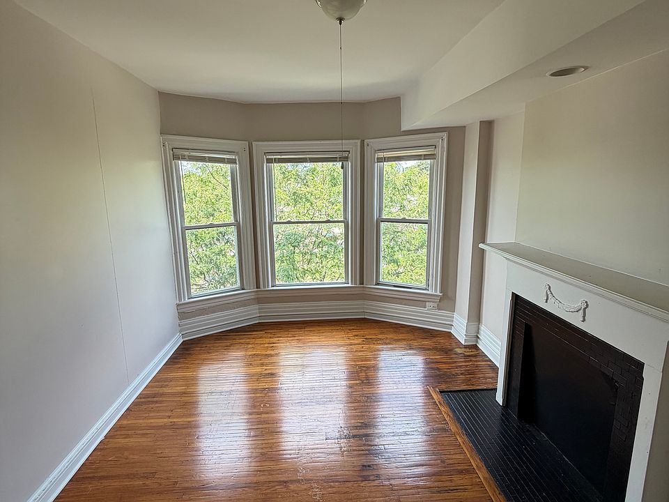1st image of 439 W Ferry St #5