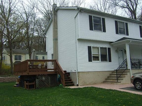 L shaped deck
