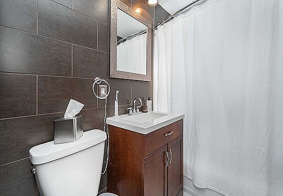 5th image of 31-78 34th St #B3