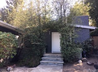 21020 Topochico Dr, Woodland Hills, CA 91364