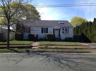 2 Dobbs Rd, Peabody, MA 01960